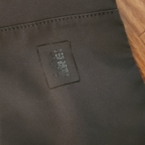 Rei capris size 10 lite weight - Picture 2 of 9